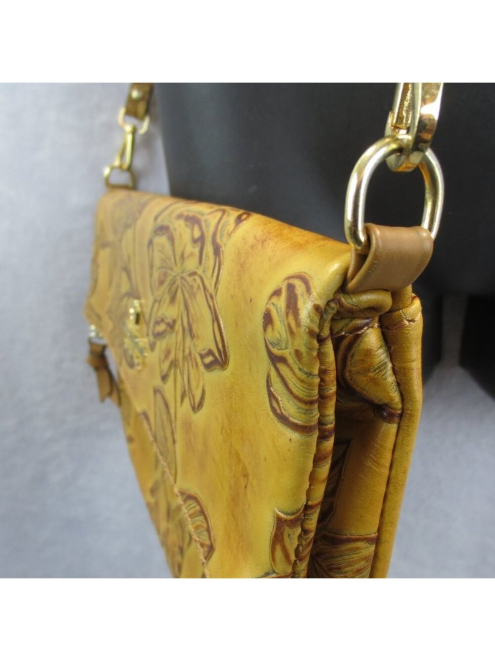 Cuoieria Fiorentina Genuine Tooled Leather Foldover Shoulder Bag Tan Flora Italy - Picture 2 of 16